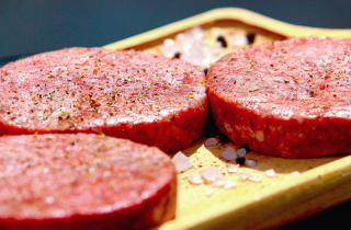 Preparing burger patties