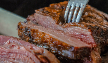 Carving meat